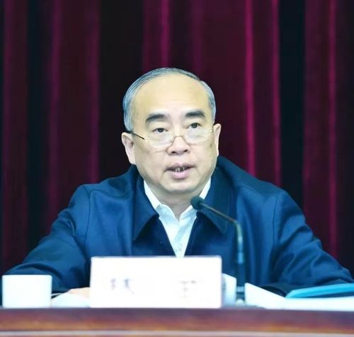 常务副省长-
