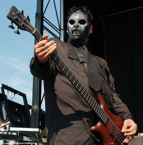 paul gray-Paul Gray侧面