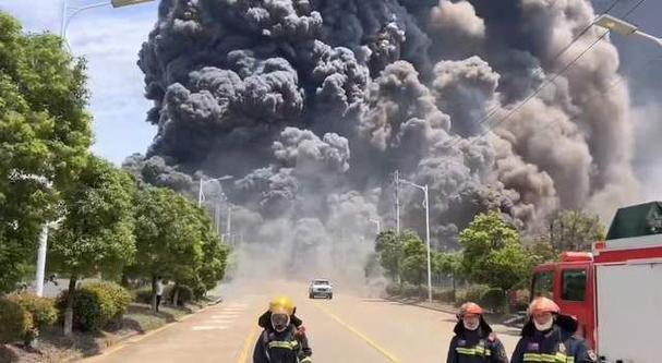 江西贵溪一化工厂发生爆炸-江西贵溪一化工厂发生爆炸最新